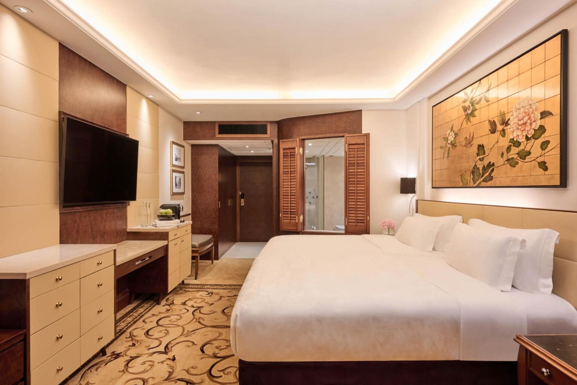 The Langham 5*