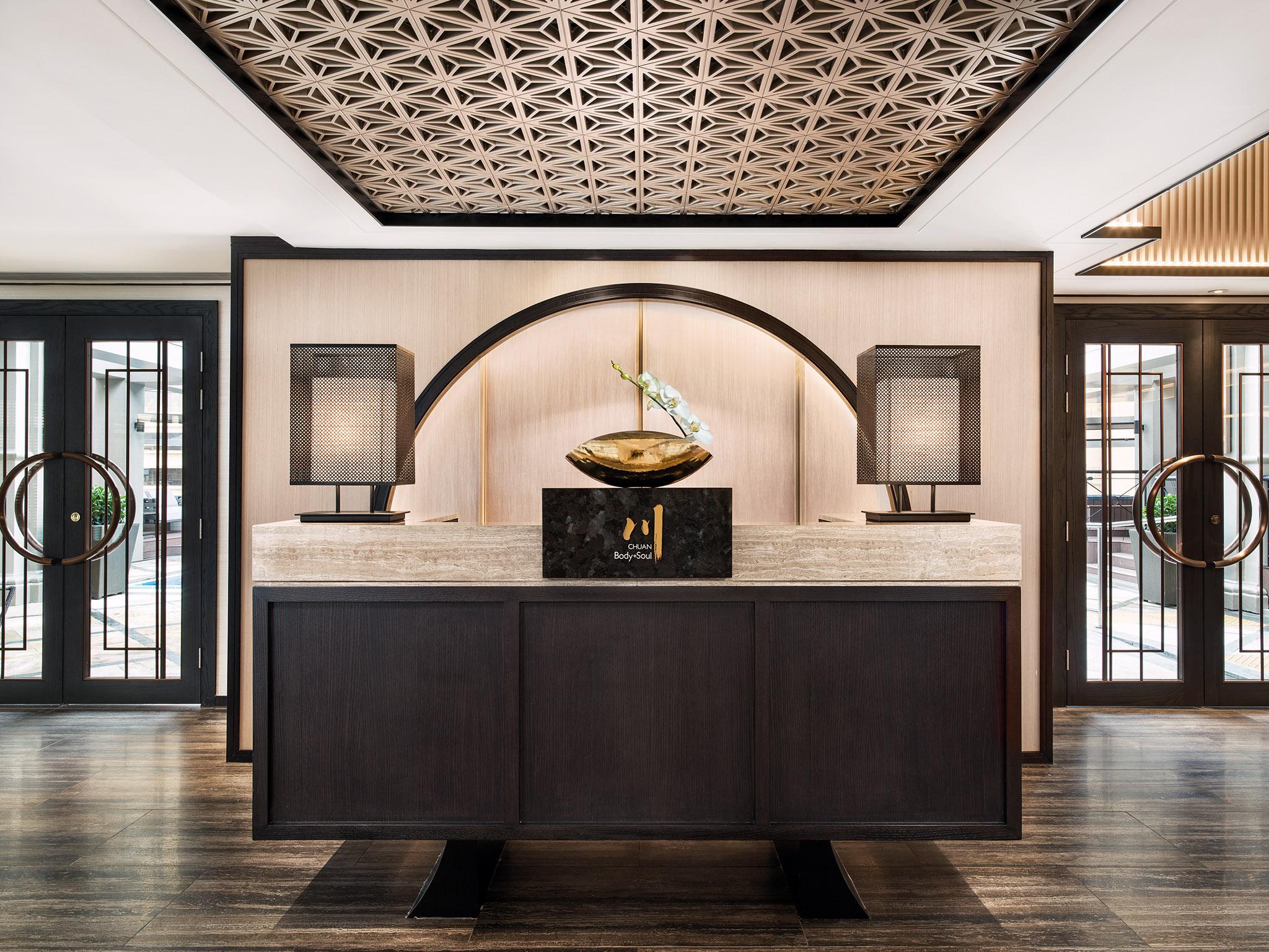The Langham Khách sạn