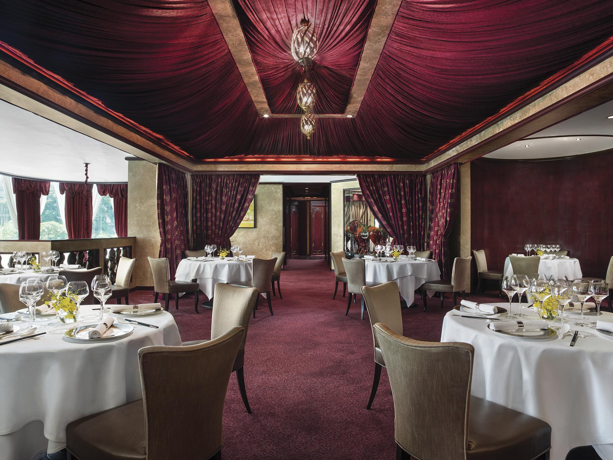 The Langham Khách sạn