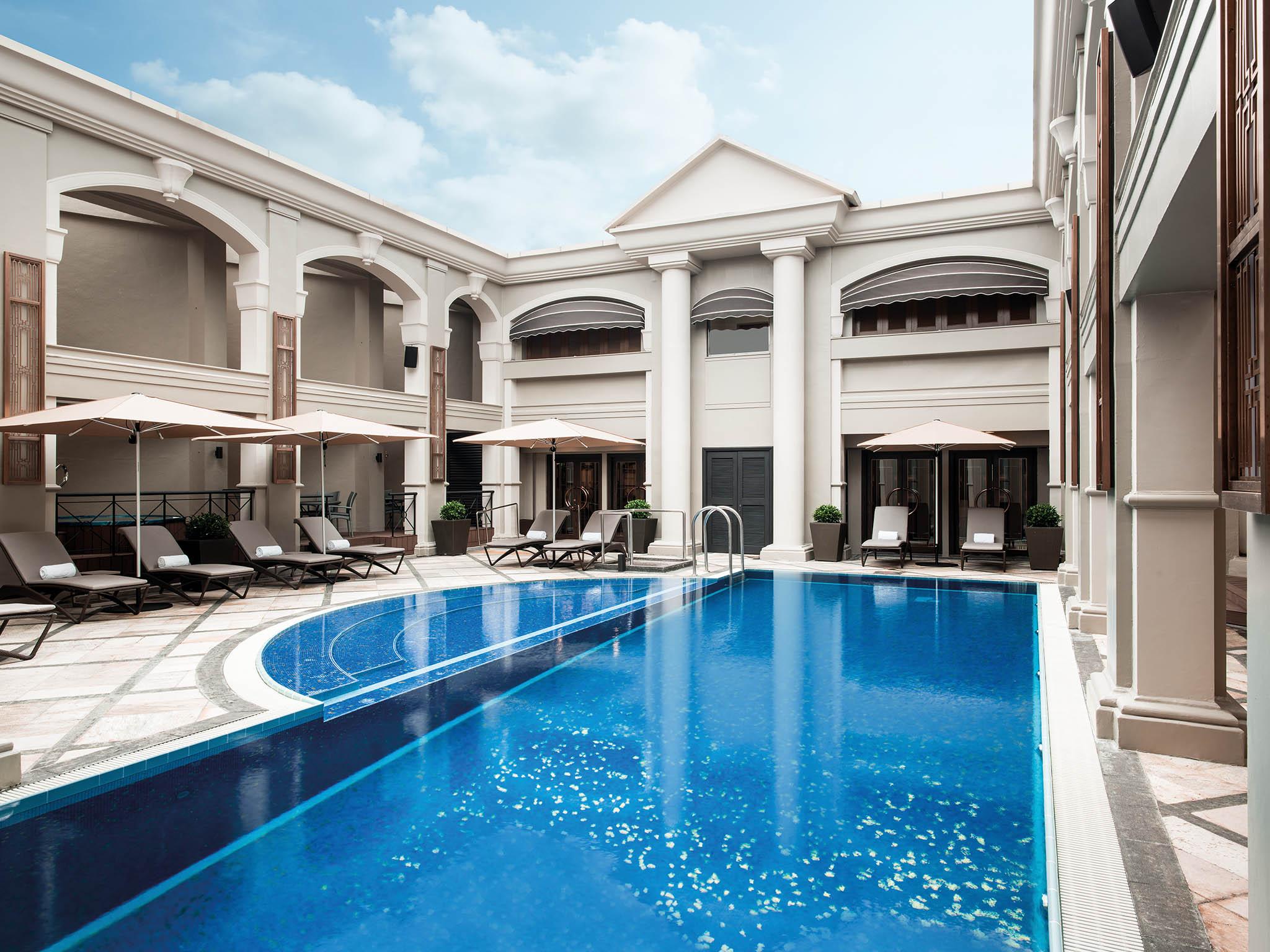 The Langham Khách sạn